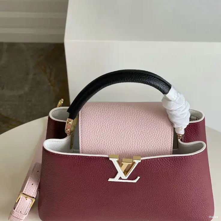 2110YA0124 Bags LV 0822
